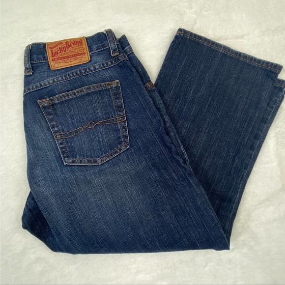 Lucky Brand Classic Fit Straight Crop Jeans - Picture 9 of 9